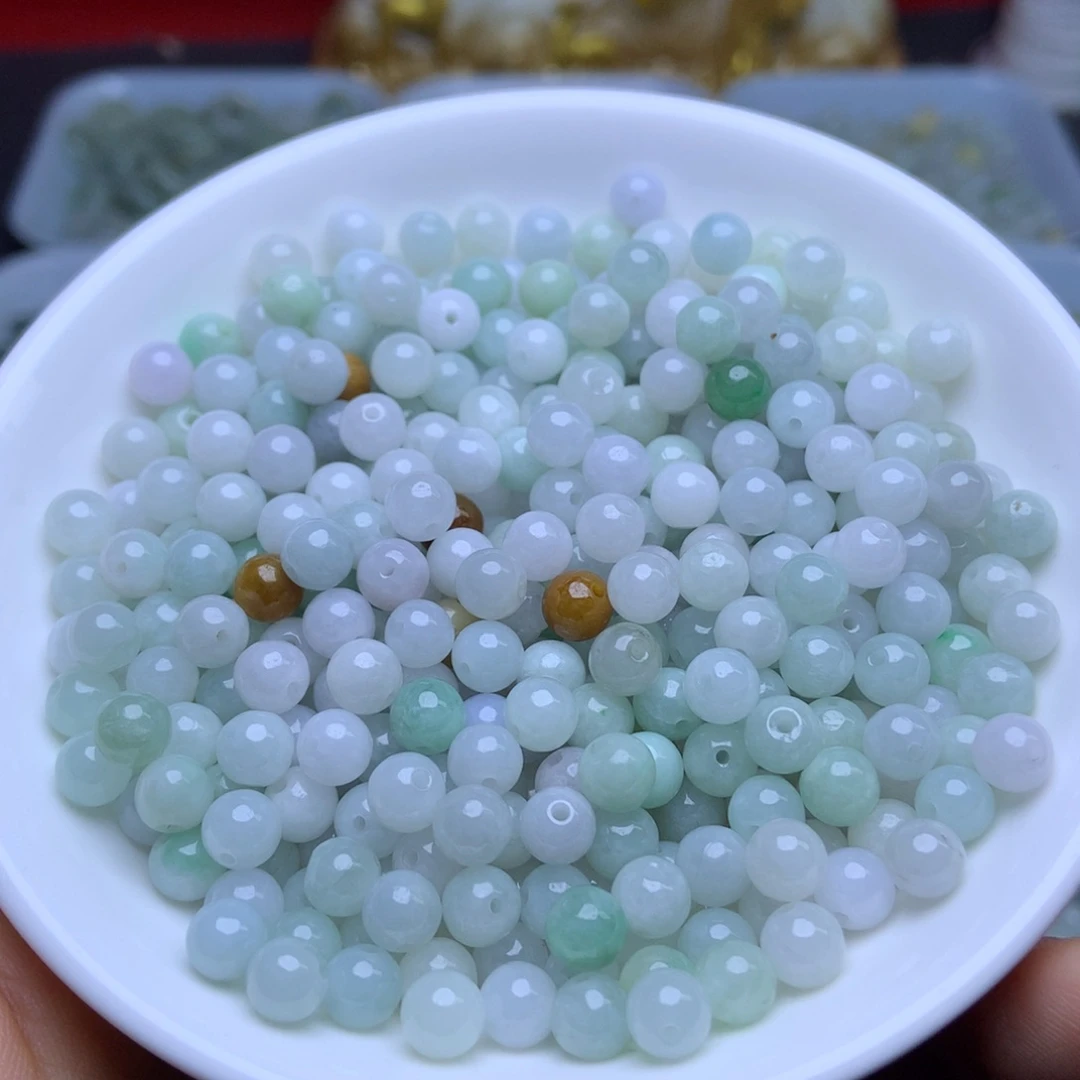 未镶嵌手链翡翠卡5.5绿白100个（福利款）