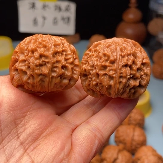 文玩核桃吊坠龙眼全品 37