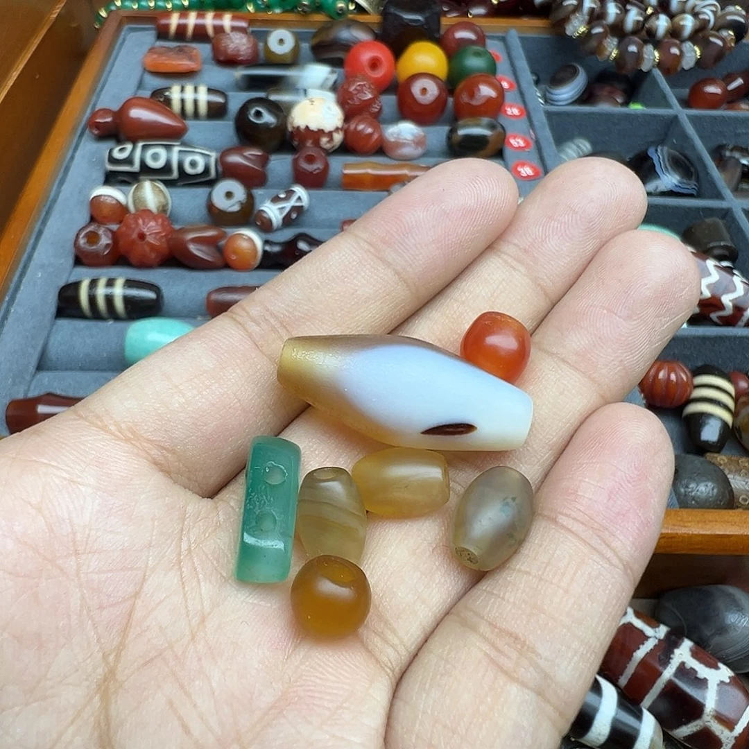 玛瑙/玉髓未镶嵌珠宝半成品