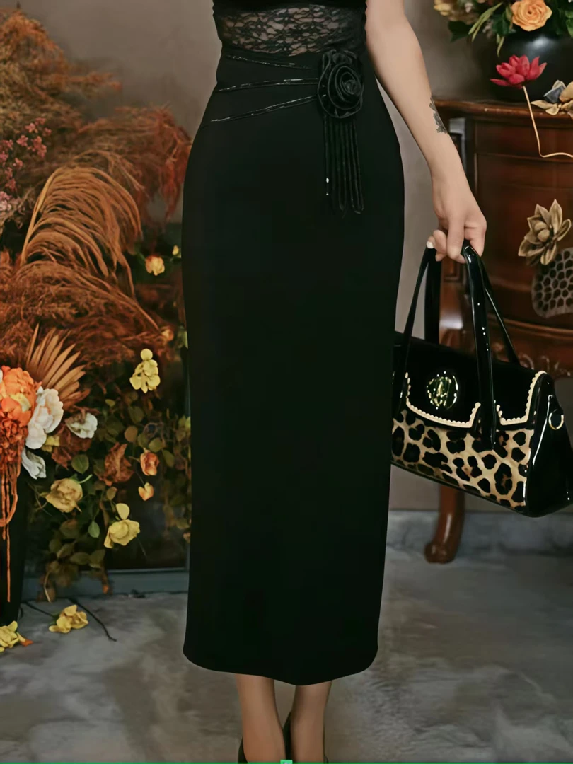 张七1001欧货秋季新款时尚气质百搭显瘦高腰半身裙钻条立体花苞裙