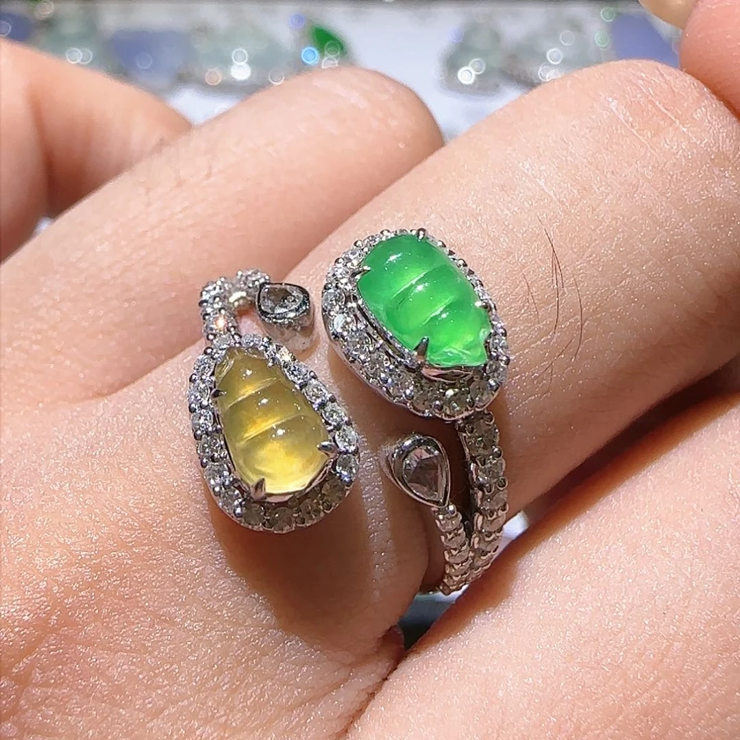 【闪购商品】18K金镶嵌戒指翡翠天然