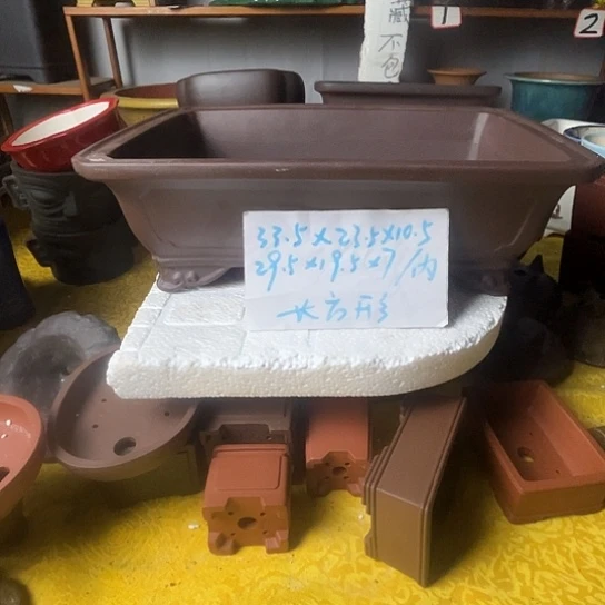 宜兴紫砂花盆一个