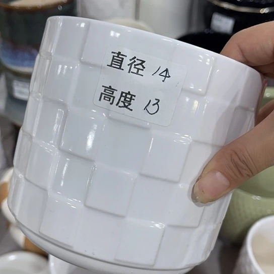 多肉绿植陶瓷花盆9.9包邮，有孔
