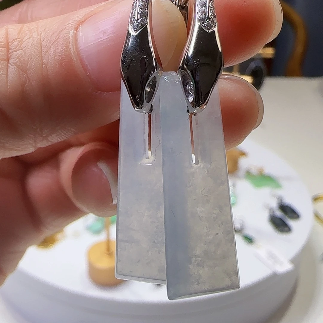 翡翠耳饰18K金镶嵌天然缅甸a货翡翠