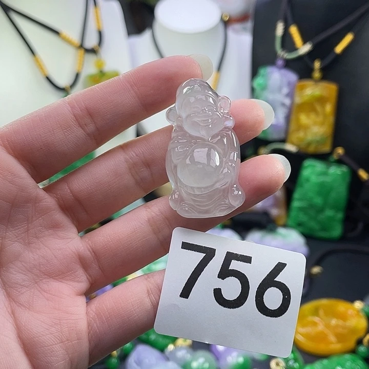 翡翠未镶嵌吊坠(赠链)