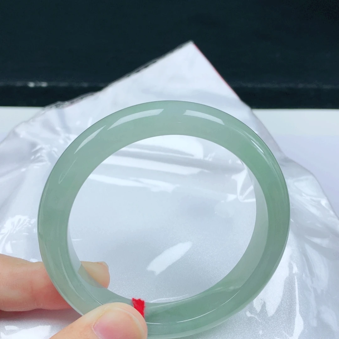 翡翠未镶嵌手镯56