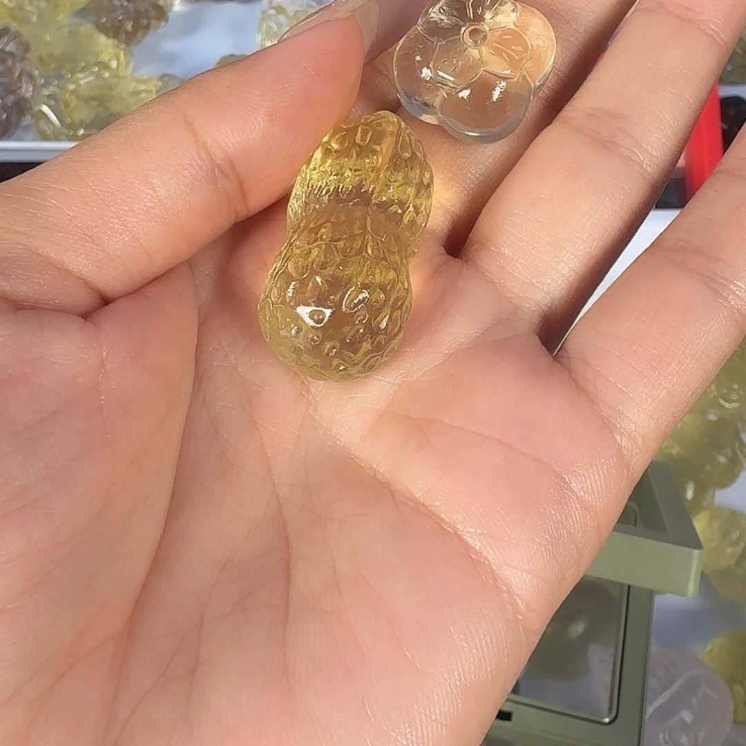 月***囡水晶手链未镶嵌好柿花生