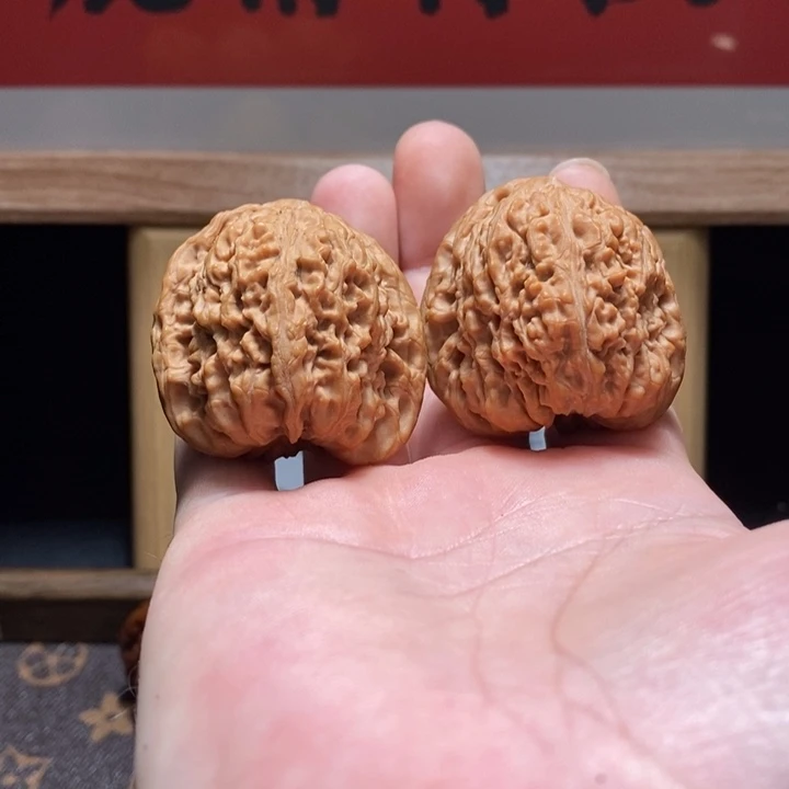 文玩核桃吊坠南疆40/37/40