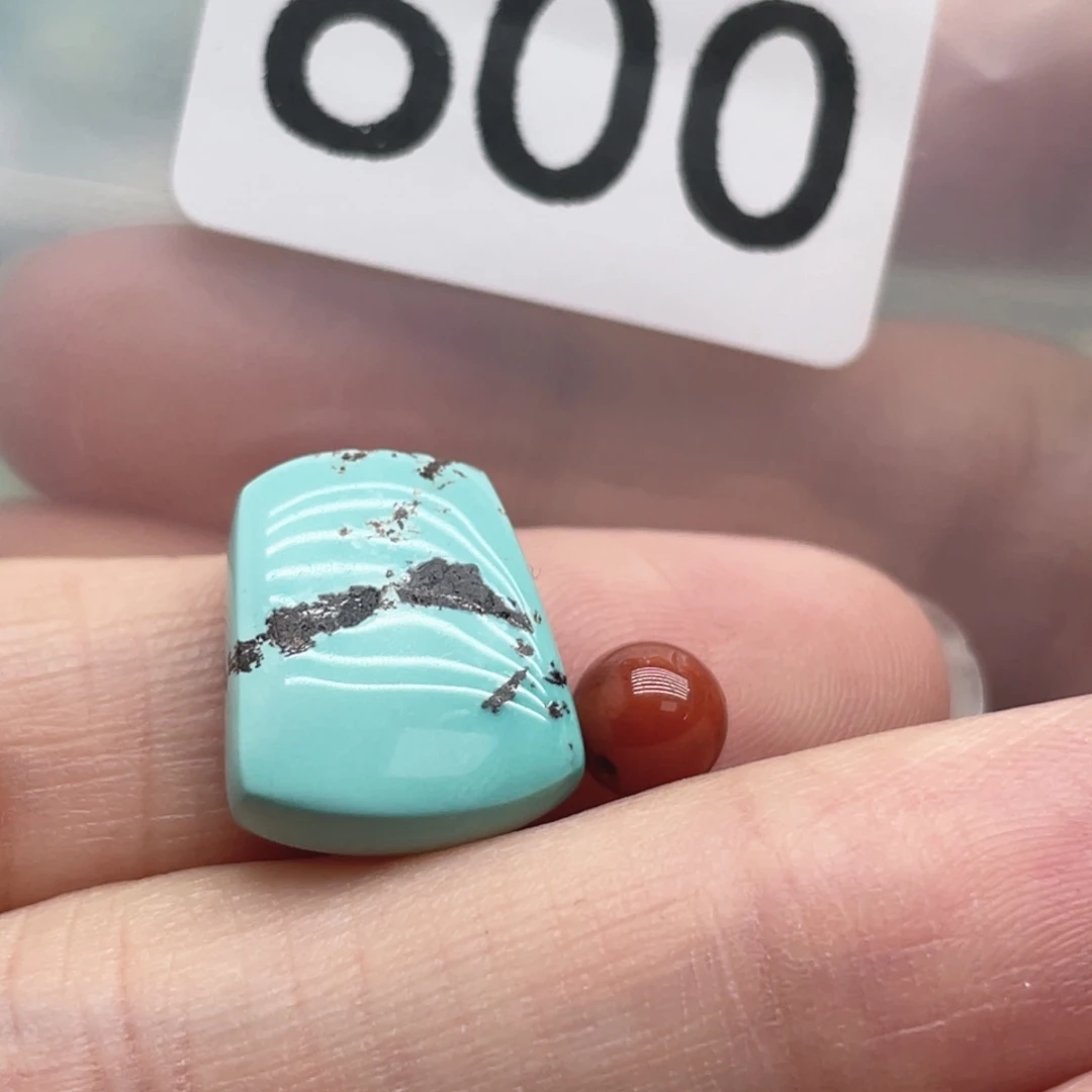 南红玛瑙未镶嵌珠宝奇石