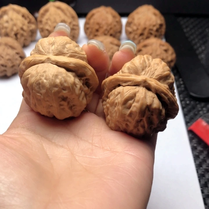 文玩核桃吊坠蛤蟆