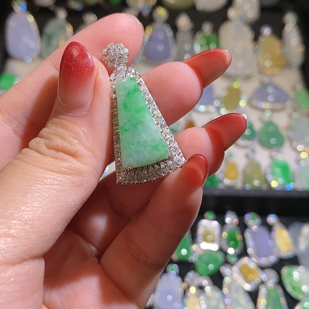 翡翠银S925镶嵌颈饰天然翡翠