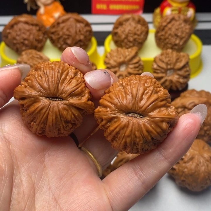 核桃一*文玩核桃泥鳅