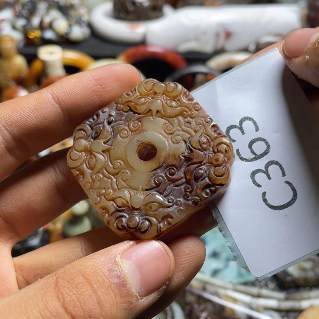 和田玉（糖玉）挂件未镶嵌