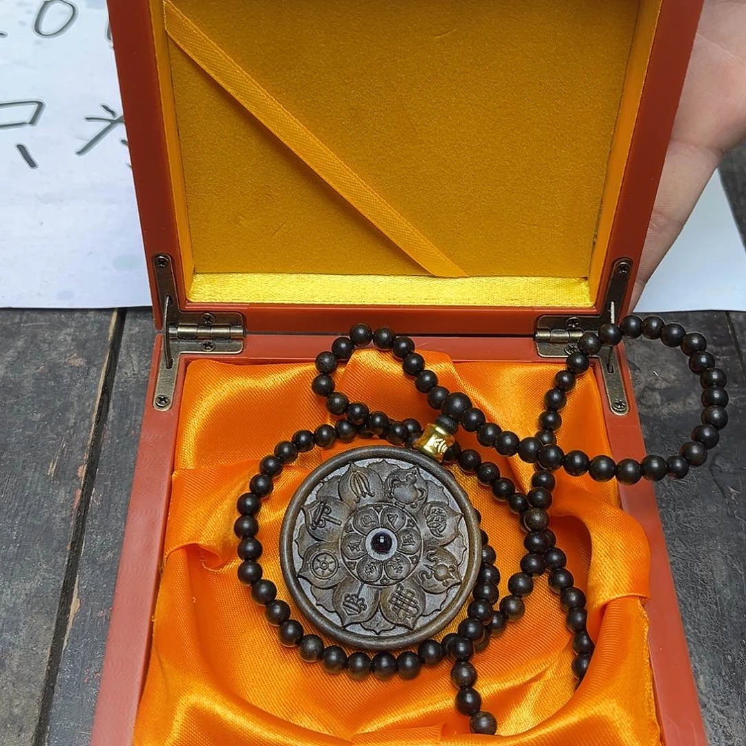大叶紫檀（黑酸枝木类）