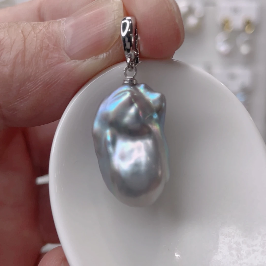 颈饰未镶嵌淡水珍珠