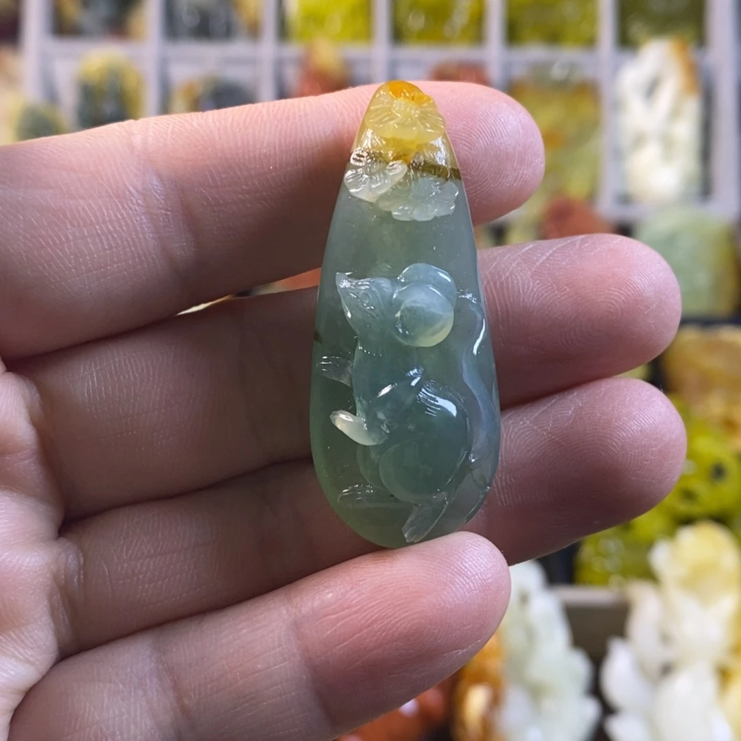 合金蛇纹石玉颈饰