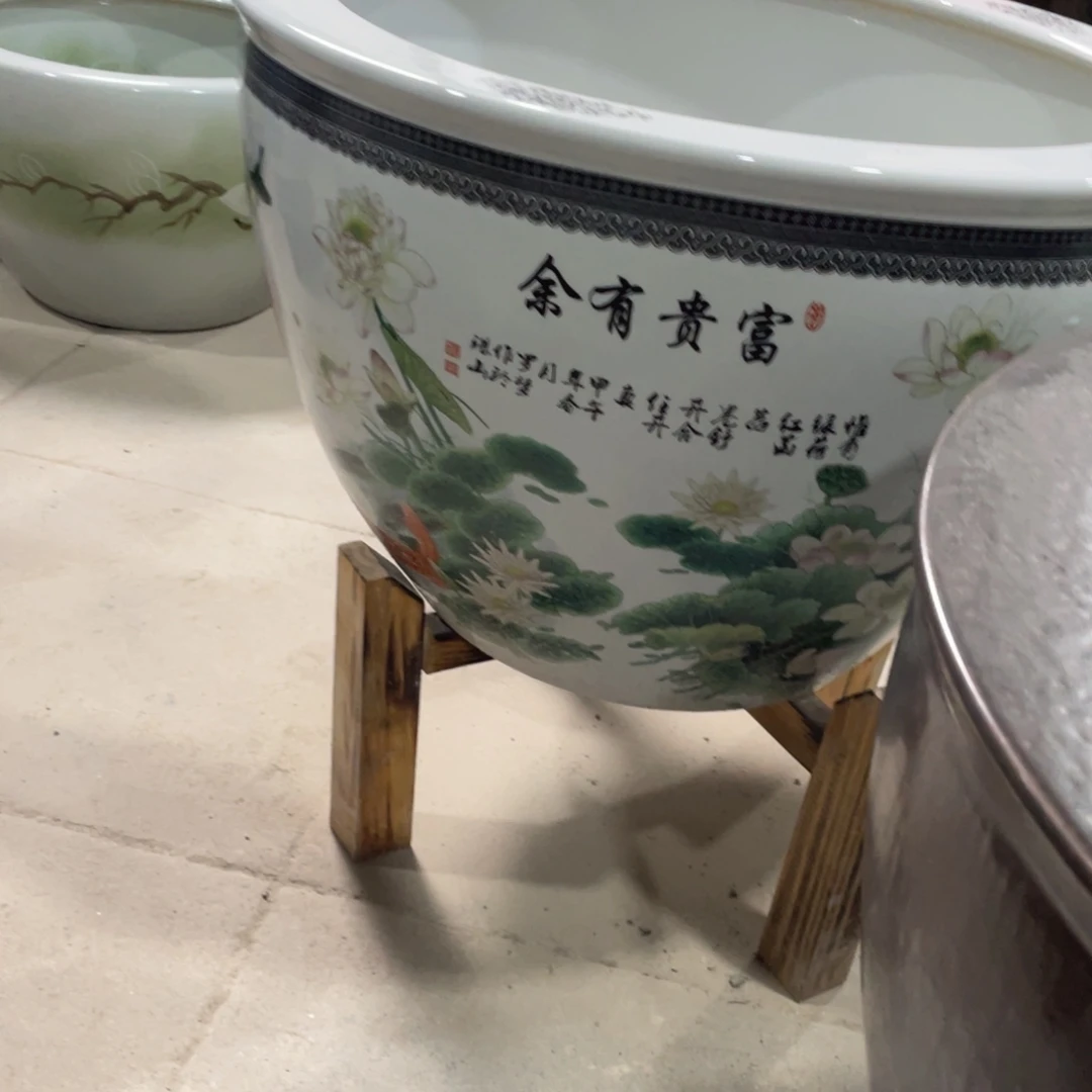 子***厚景德镇陶瓷艺术展演厅