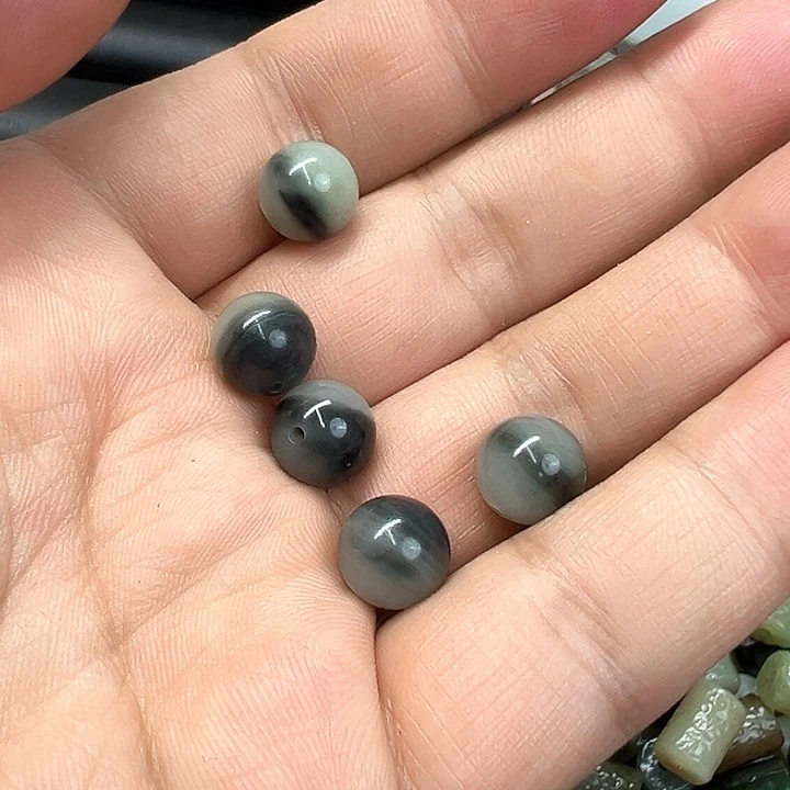 和田玉未镶嵌珠宝半成品o**o