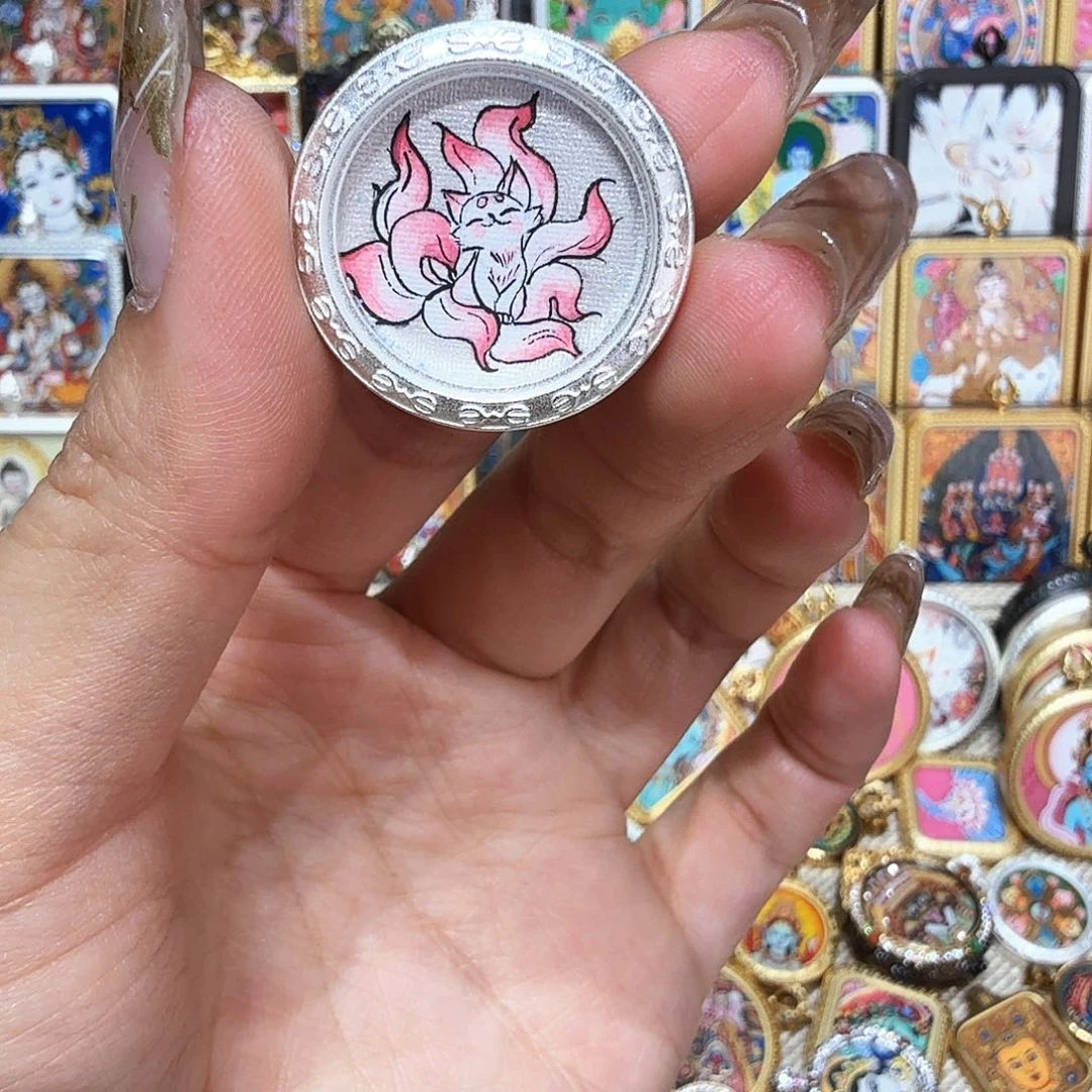 吊坠?**?热贡纯手绘唐卡非遗文化