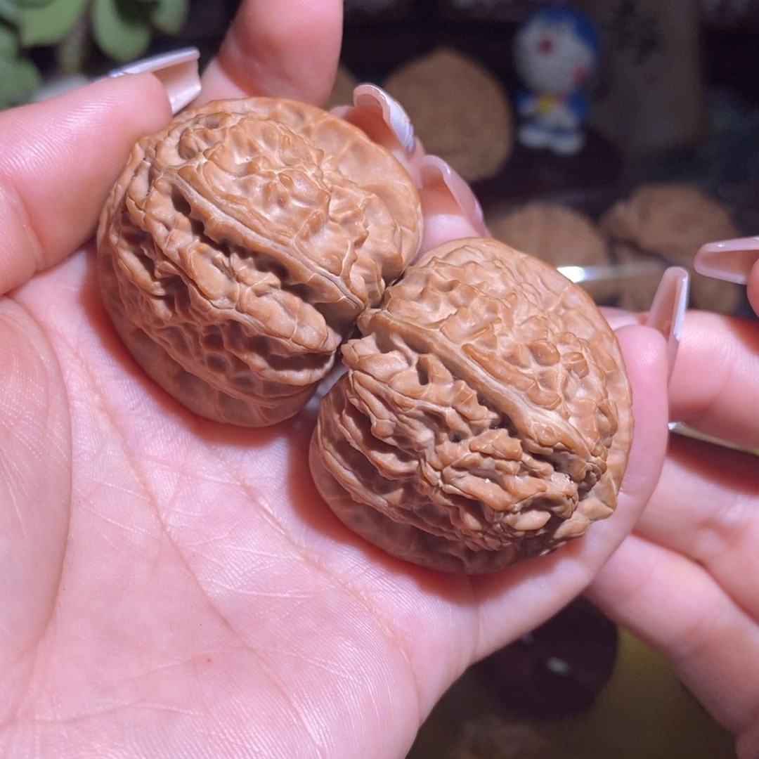 锦***鲤把件文玩核桃全品三角白40