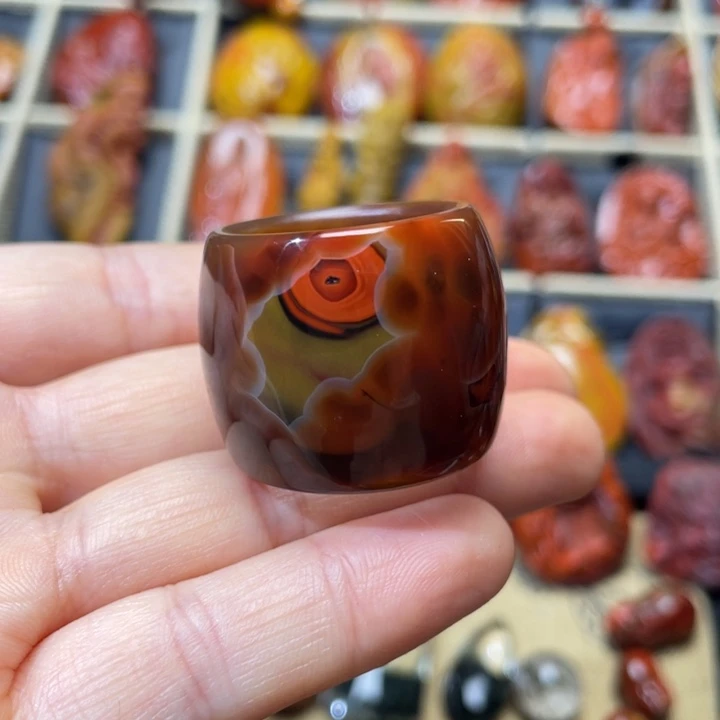 玛瑙/玉髓战国红扳指未镶嵌