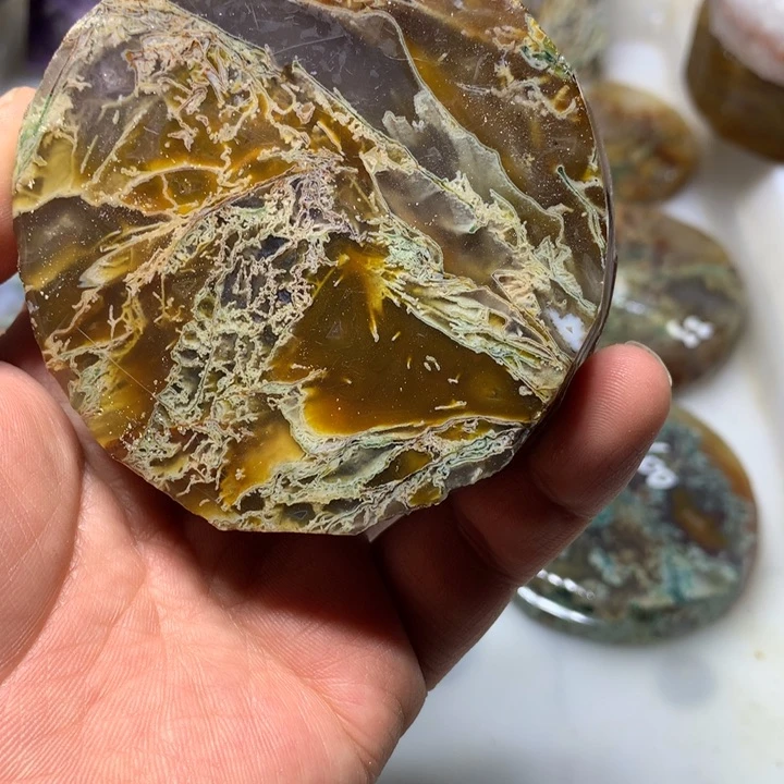 定制玛瑙董**豆定制玛瑙手镯