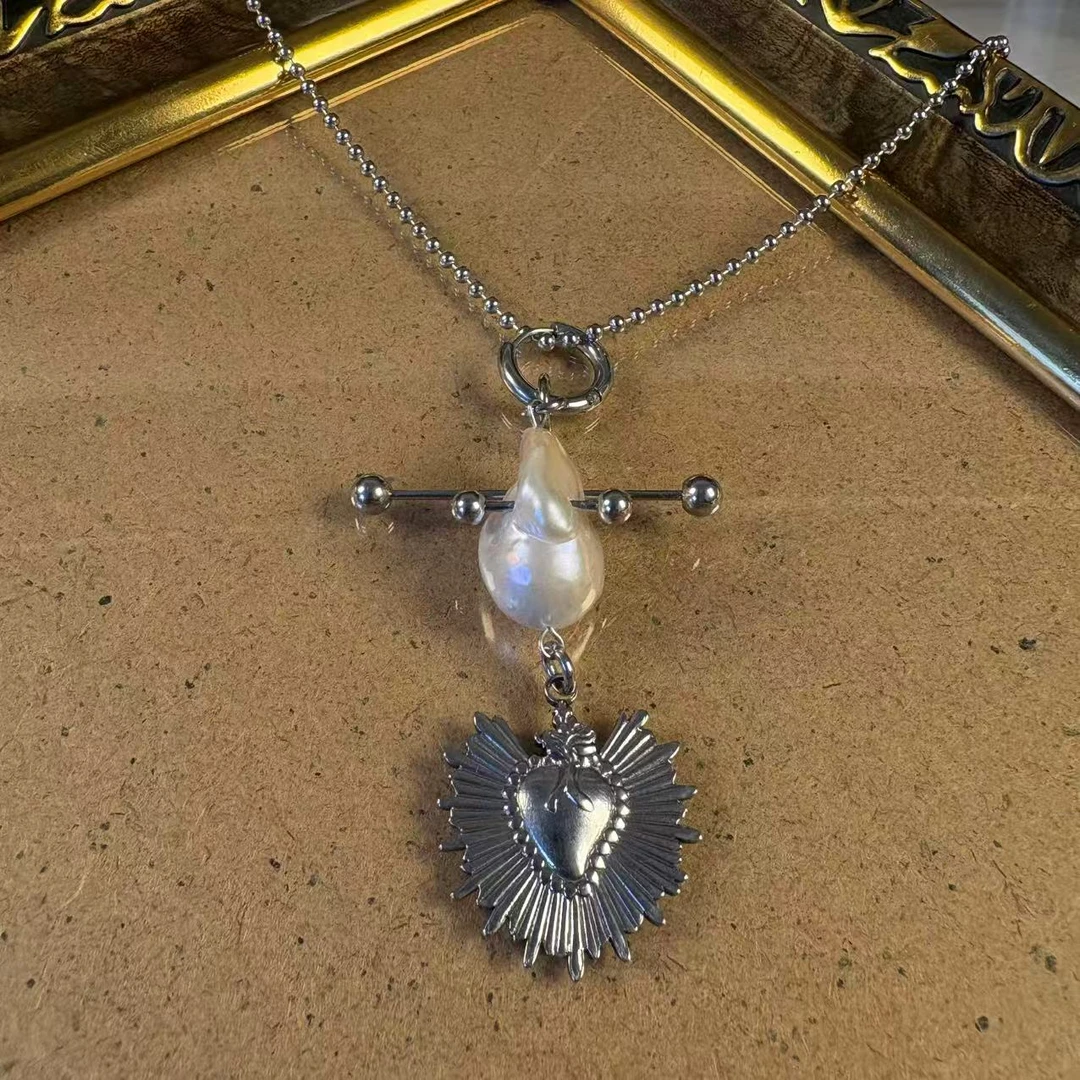 钛钢项链 小众爱心巴洛克珍珠朋克穿孔项链614