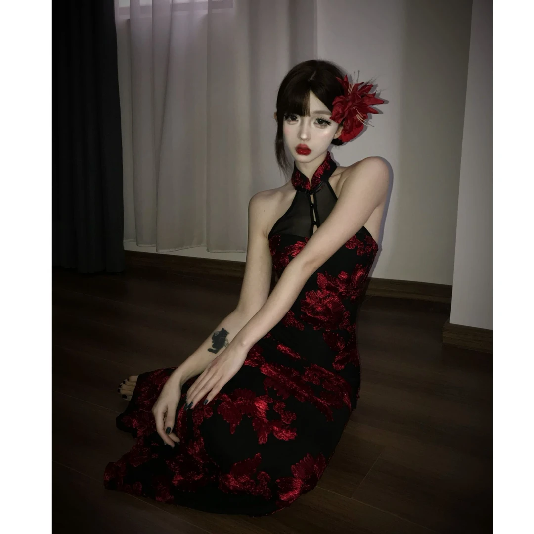 【小洋家原创】（一帘幽梦）御姐性感挂脖修身长裙LXYJL51030