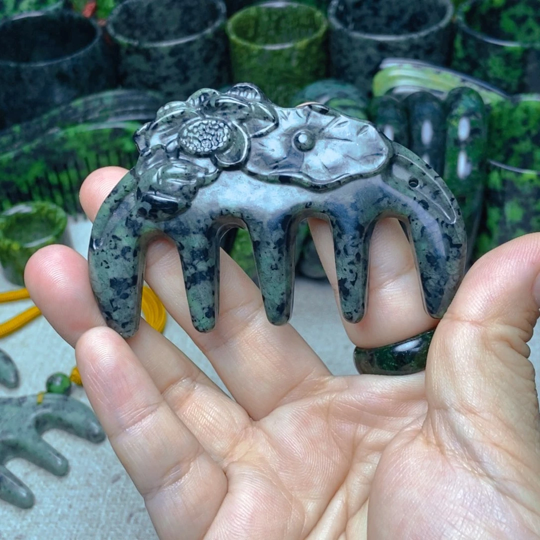 蛇纹石玉五爪梳未镶嵌何**忧