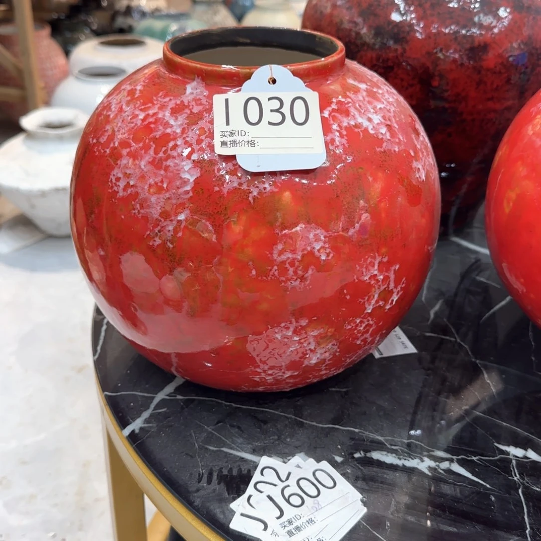 景德镇陶瓷艺术品。*。