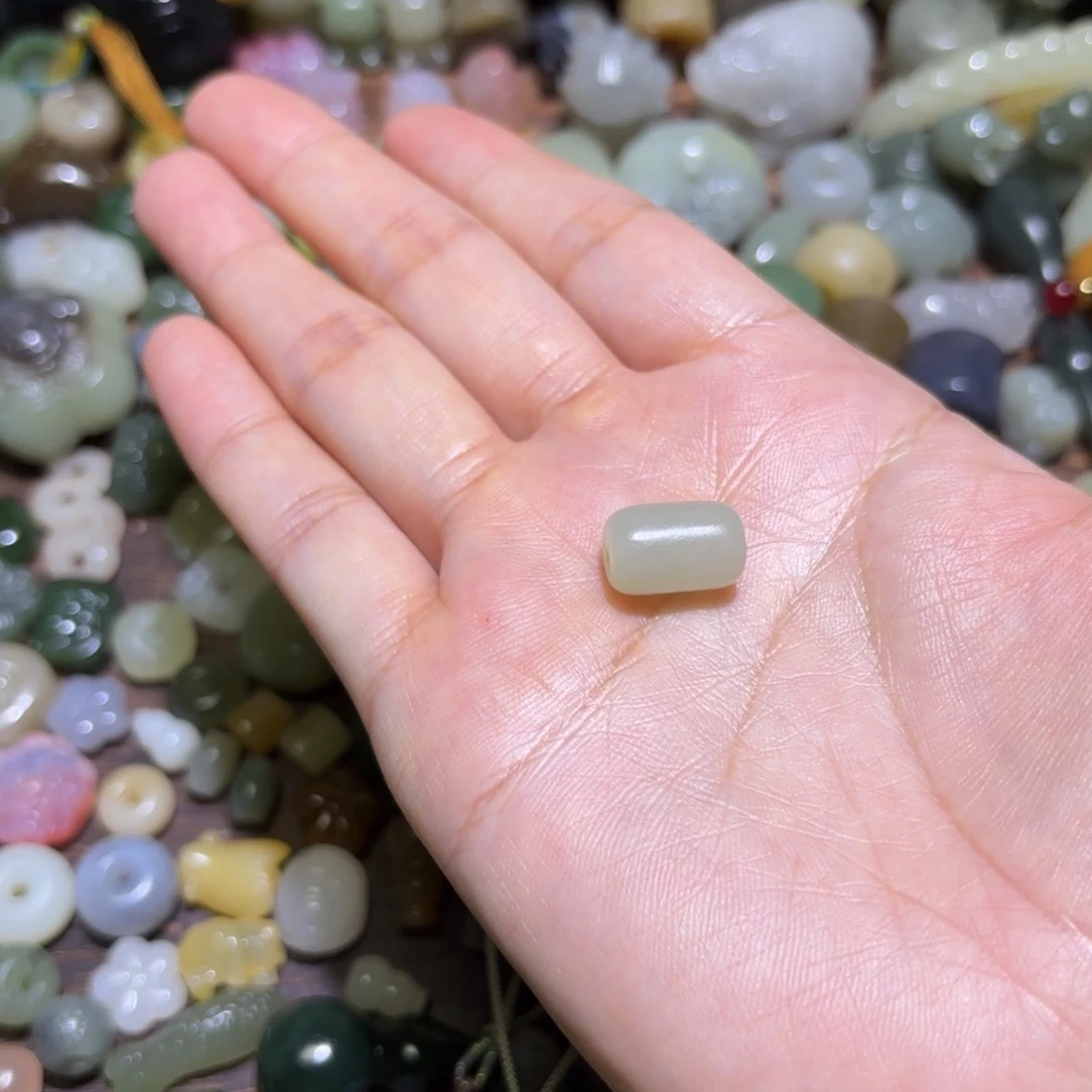 和田玉未镶嵌珠宝半成品圆*.