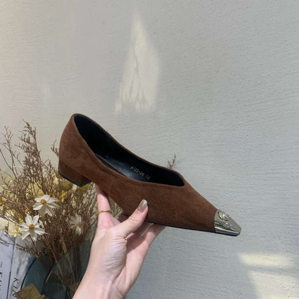 2025法式中跟浅口尖头套筒单鞋女韩版气质低跟女鞋