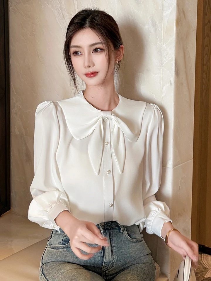 法式娃娃领蝴蝶结白色衬衫女秋季新款通搭职业百搭内搭上衣