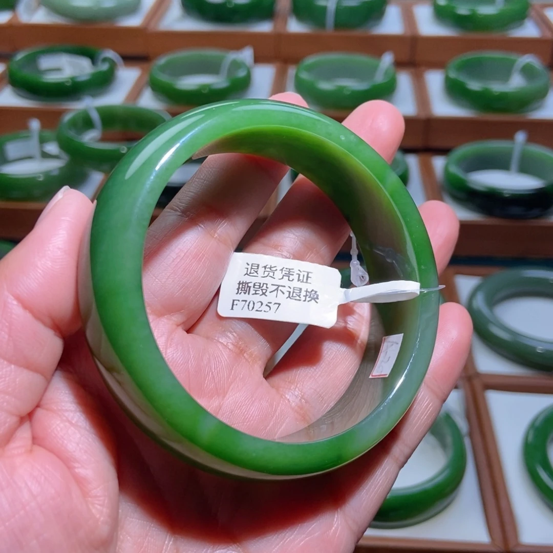 和田玉（碧玉）未镶嵌手镯阳绿5859