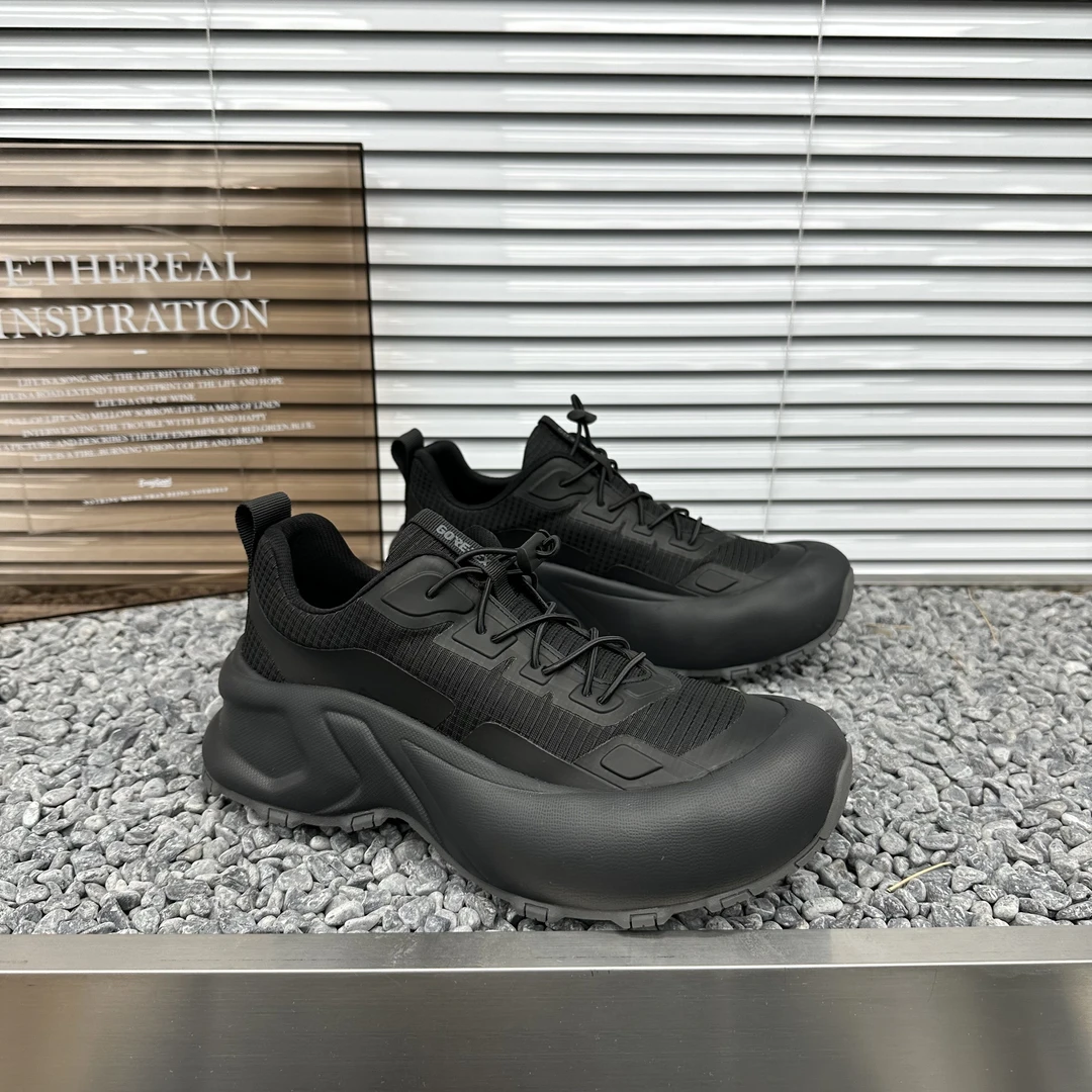 男士春季新款户外休闲运动鞋轻便透气跑步鞋低帮软底网布休闲鞋男