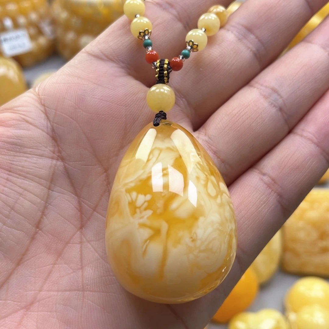 琥珀颈饰未镶嵌吊坠