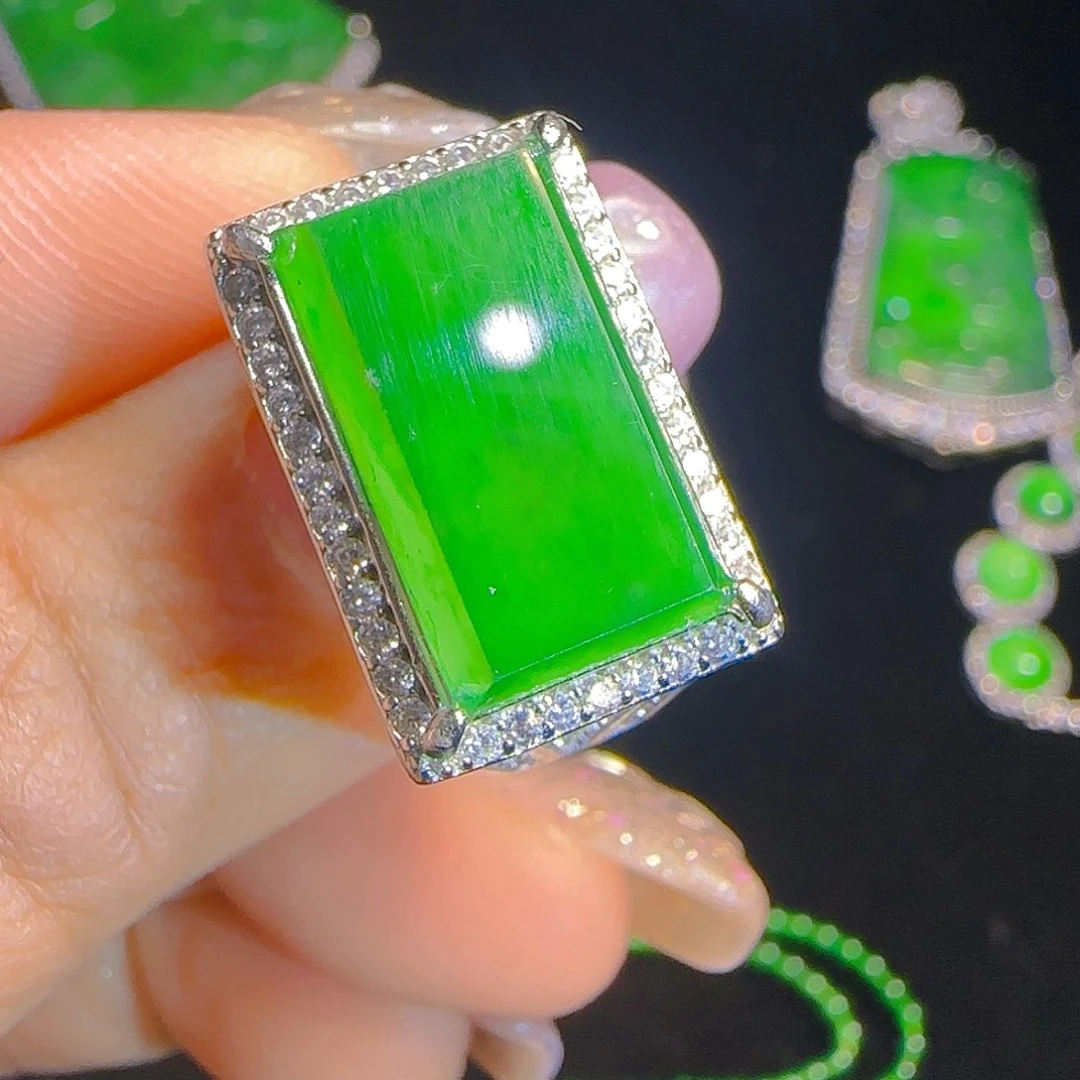 翡翠戒指银S925镶嵌天然