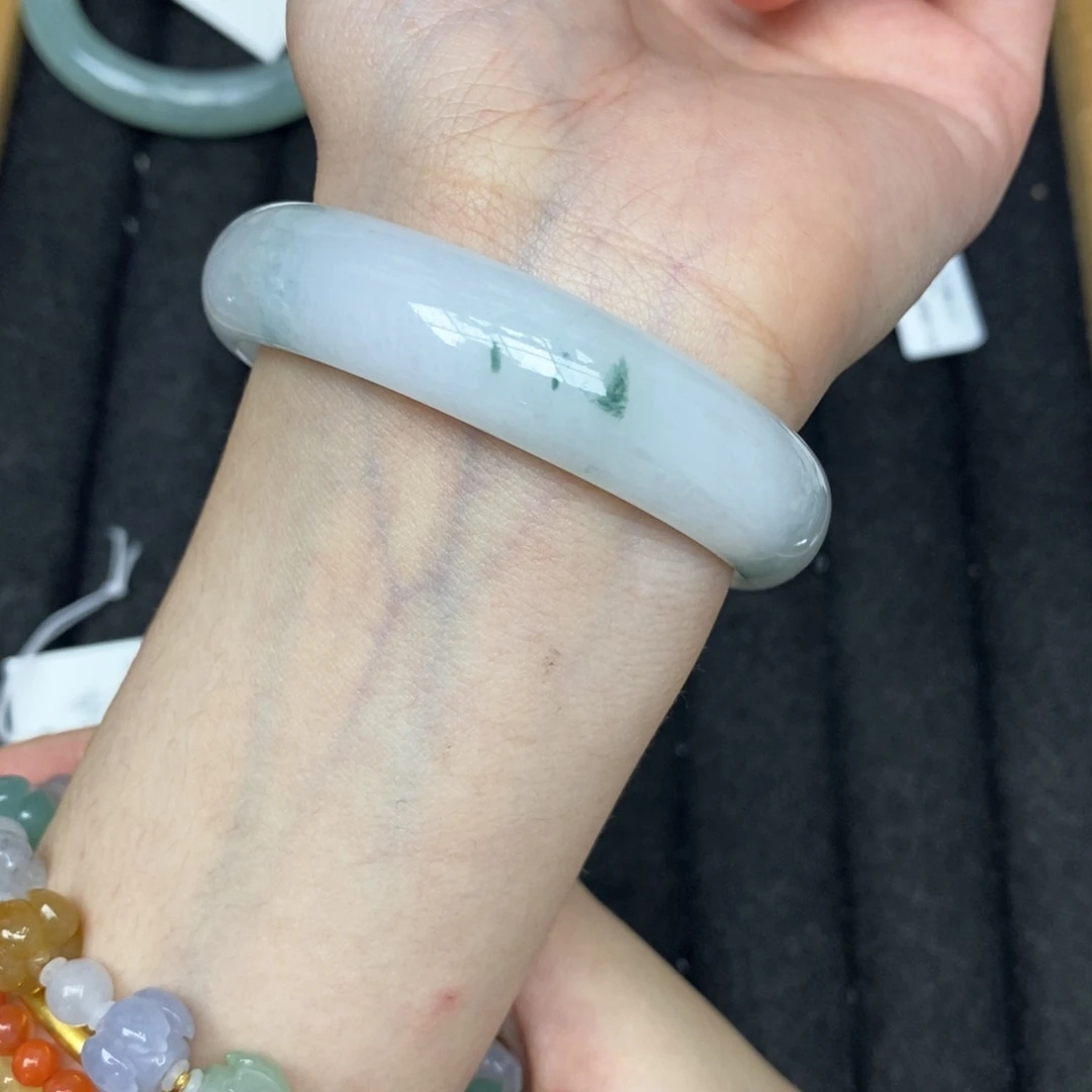 未镶嵌手镯翡翠卡54.5贵