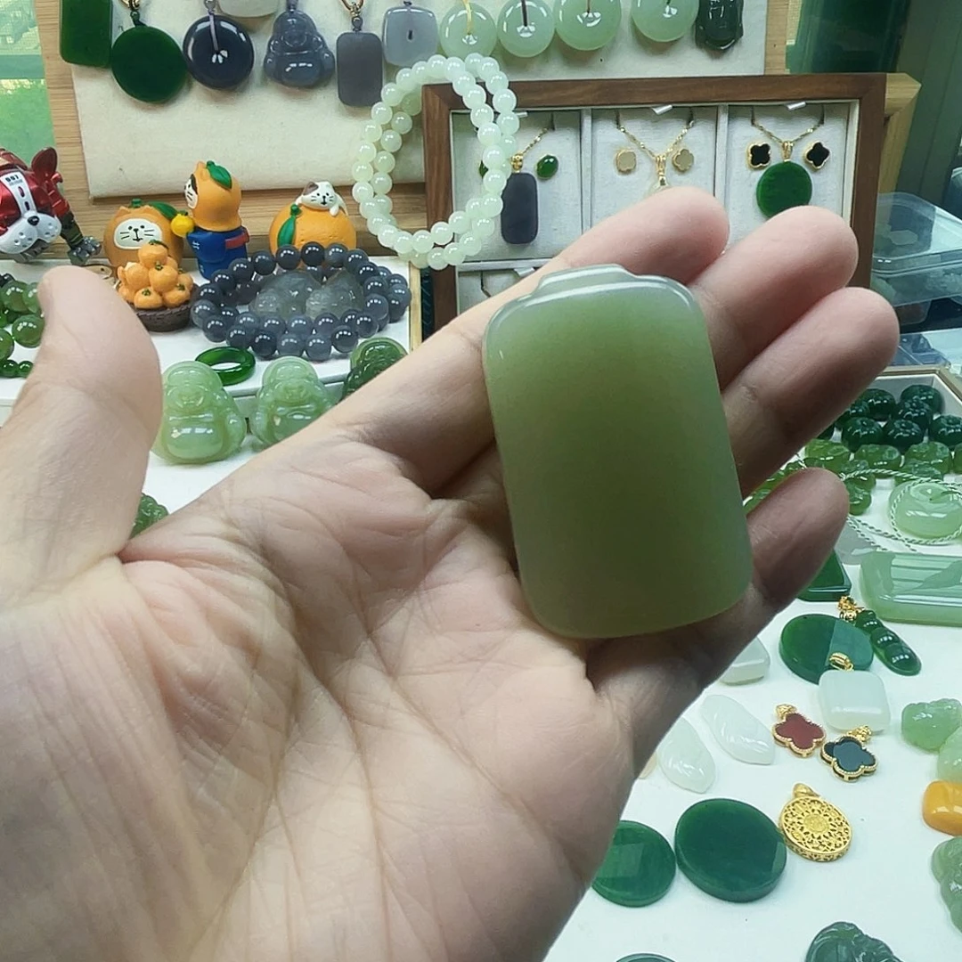 骨***家吊坠(不含链)未镶嵌和田玉