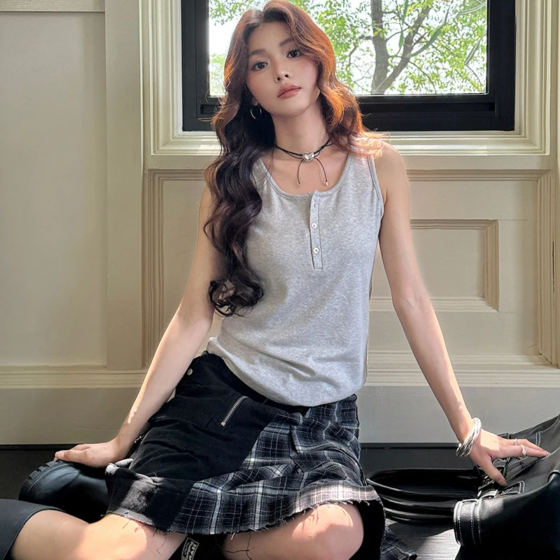春夏纯色莱赛尔小吊带女2025新款天丝亚麻纽扣背心亲肤内搭打底衫