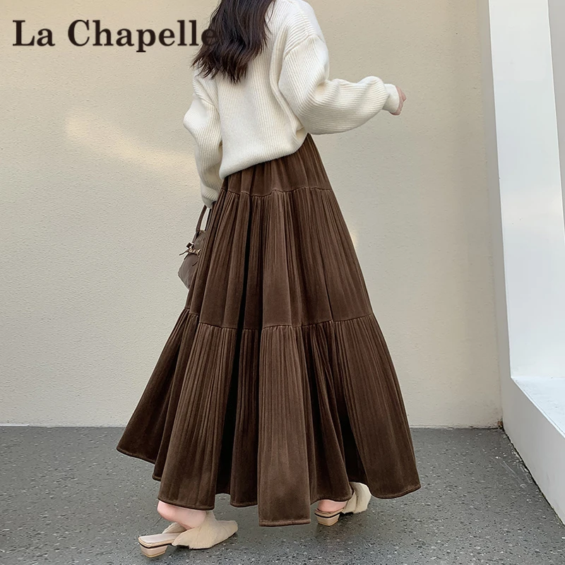 拉夏贝尔百褶丝绒半身裙女2025秋季氛围感大摆裙高腰a字伞裙长裙