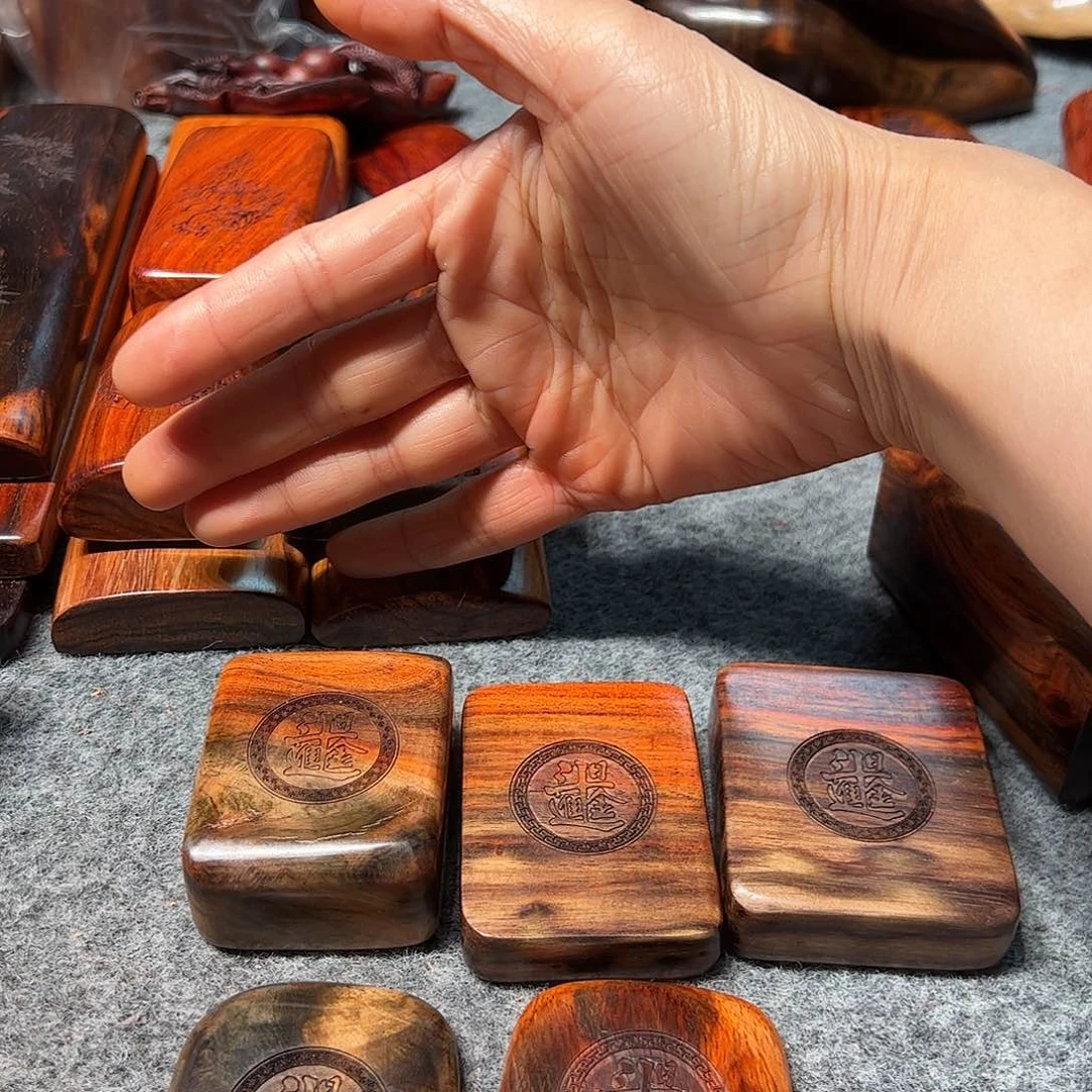 交趾黄檀（大红酸枝）普****禅