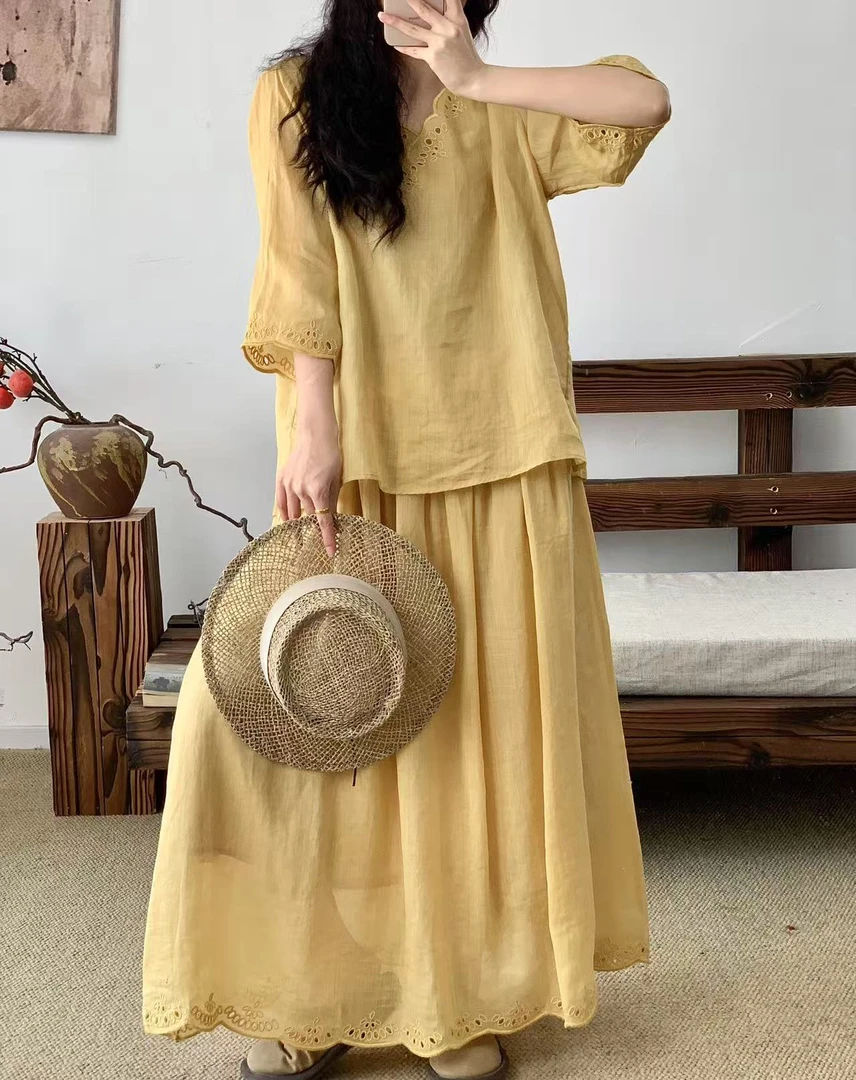 （上衣）纯重工刺绣镂空百搭显瘦七分袖T恤小衫女 77+ 7771