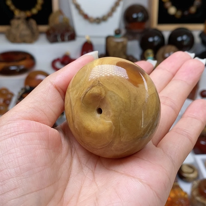 【闪购商品】琥珀（根珀）颈饰未镶嵌老矿黄油根平安扣天眼溶洞