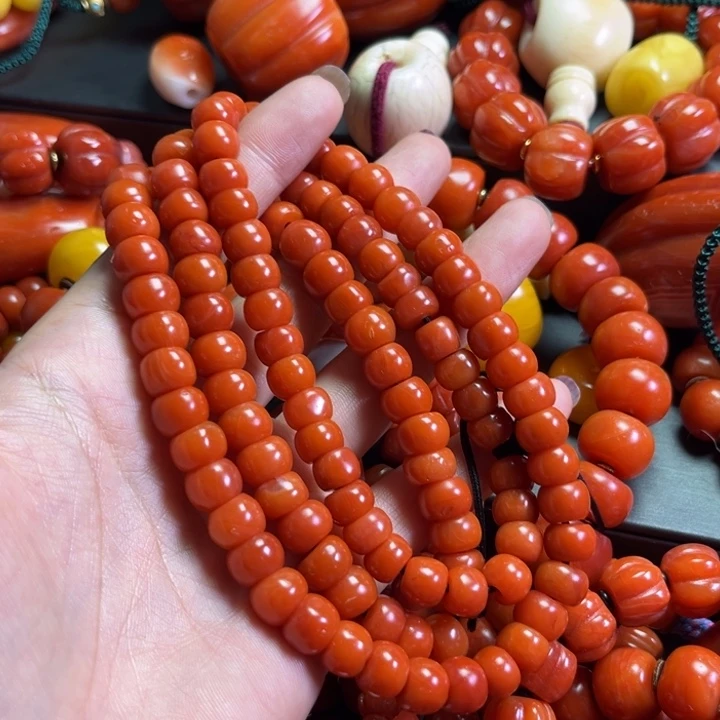 颈饰琉璃L****花琉璃……………….