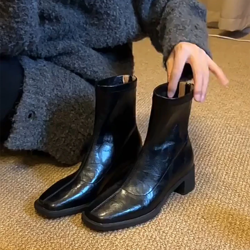 牛皮版~高跟短靴女2025秋冬新款方头马丁靴小个子法式粗跟瘦瘦靴