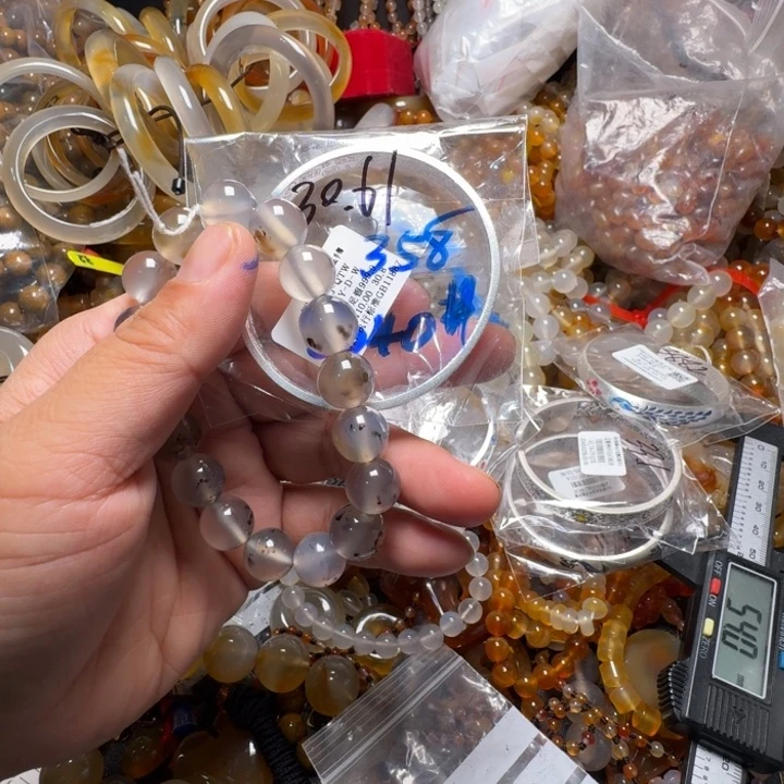 玛瑙/玉髓颈饰未镶嵌自*0040