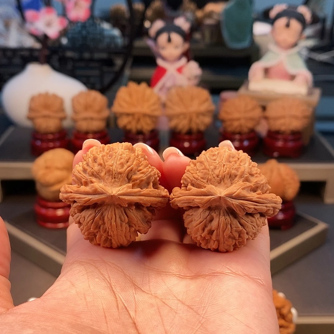 文玩核桃把件37全品白狮子