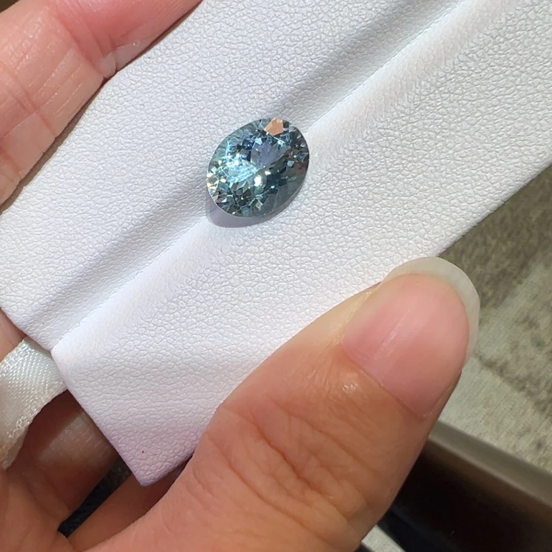 脆***S海蓝宝石裸石3.13ct圣玛利亚