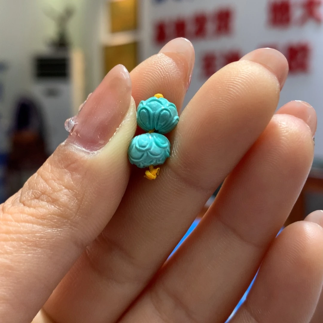 绿松石配饰未镶嵌